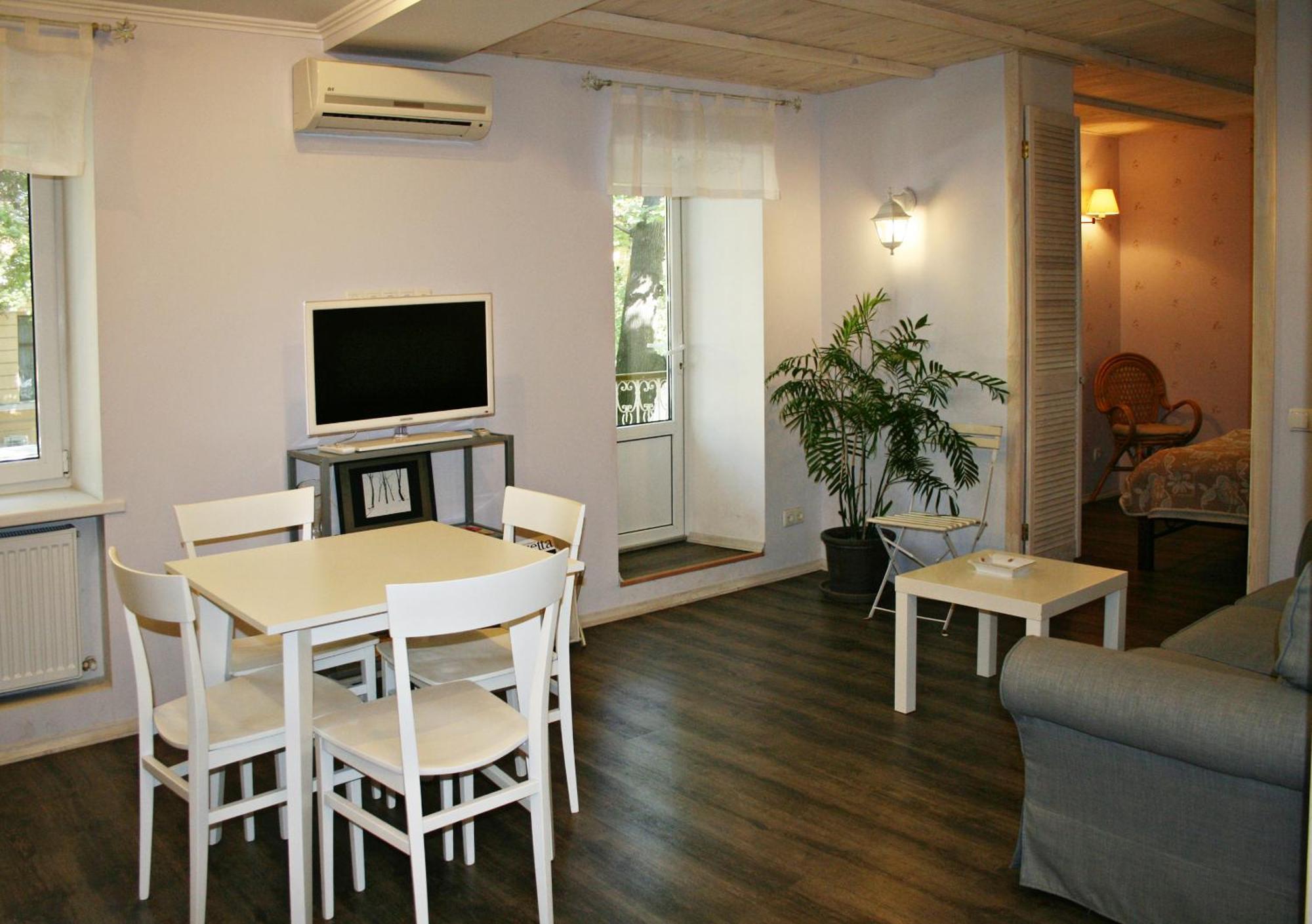 Klarabara Apartment Odesa Exterior photo
